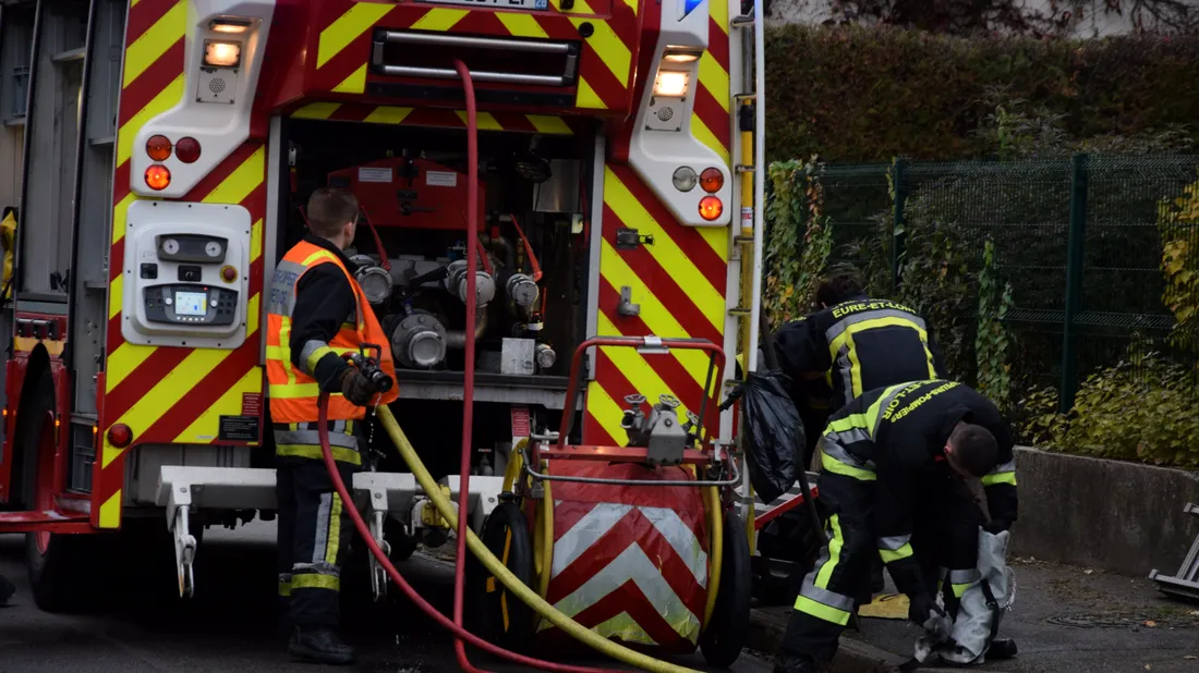 camion pompiers lance