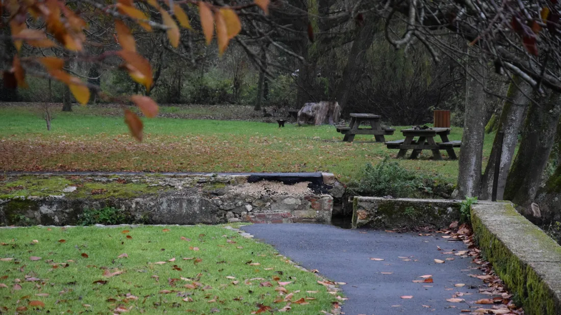 chemin enrobé passerelle saint-jean