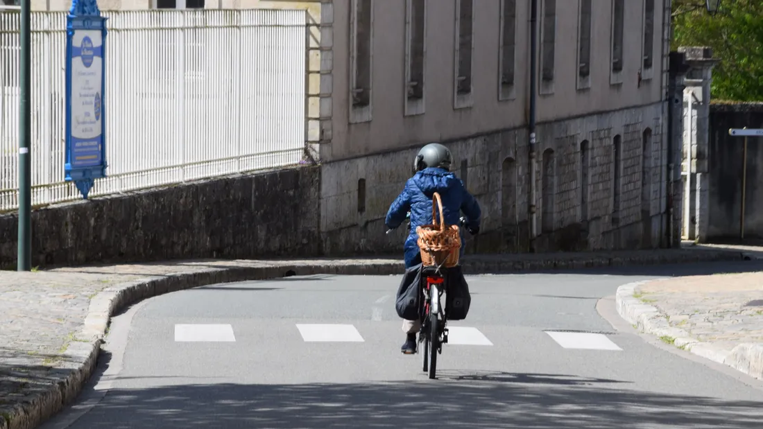 vélo chateaudun maison brocanteur