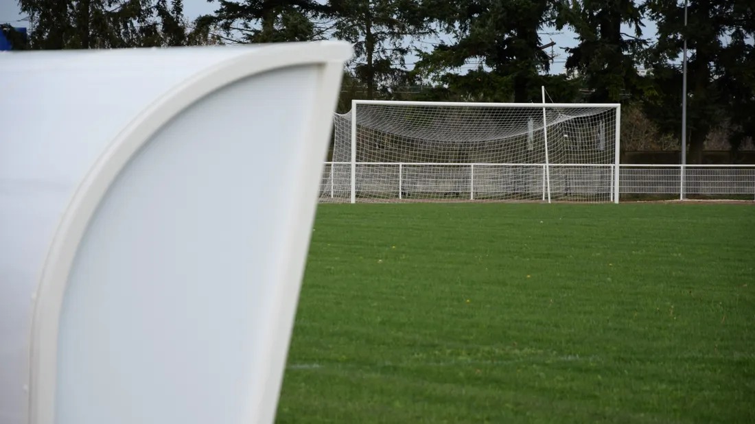 but de football pelouse