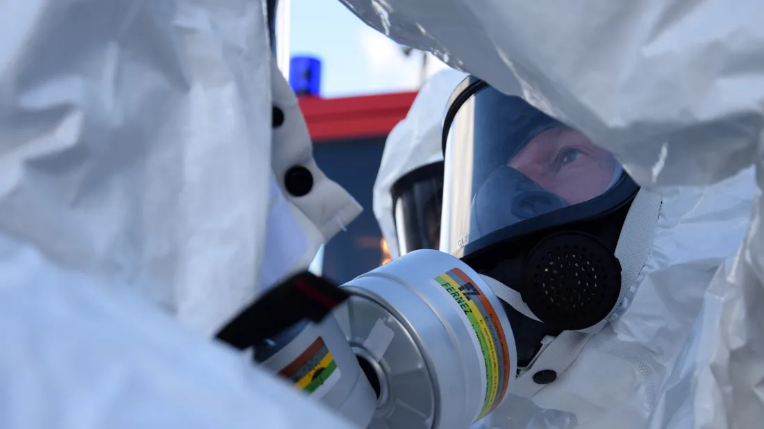 pompiers masque à gaz