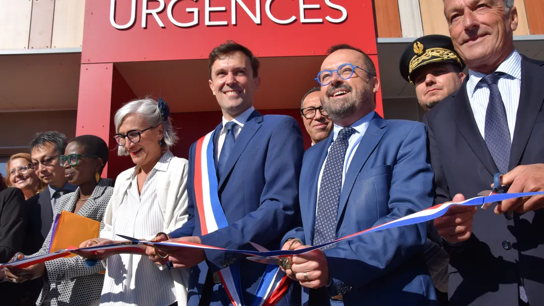 Neuder urgences coupé ruban