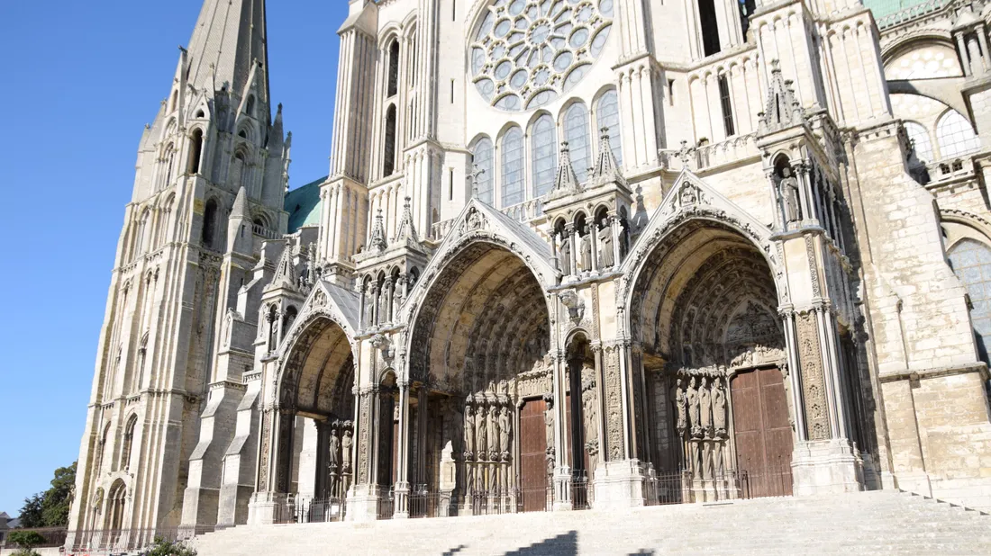 portail sud cathédrale large