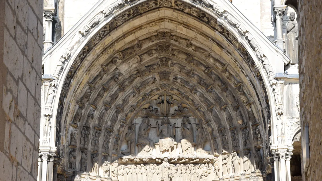 le christ portail sud sculpture