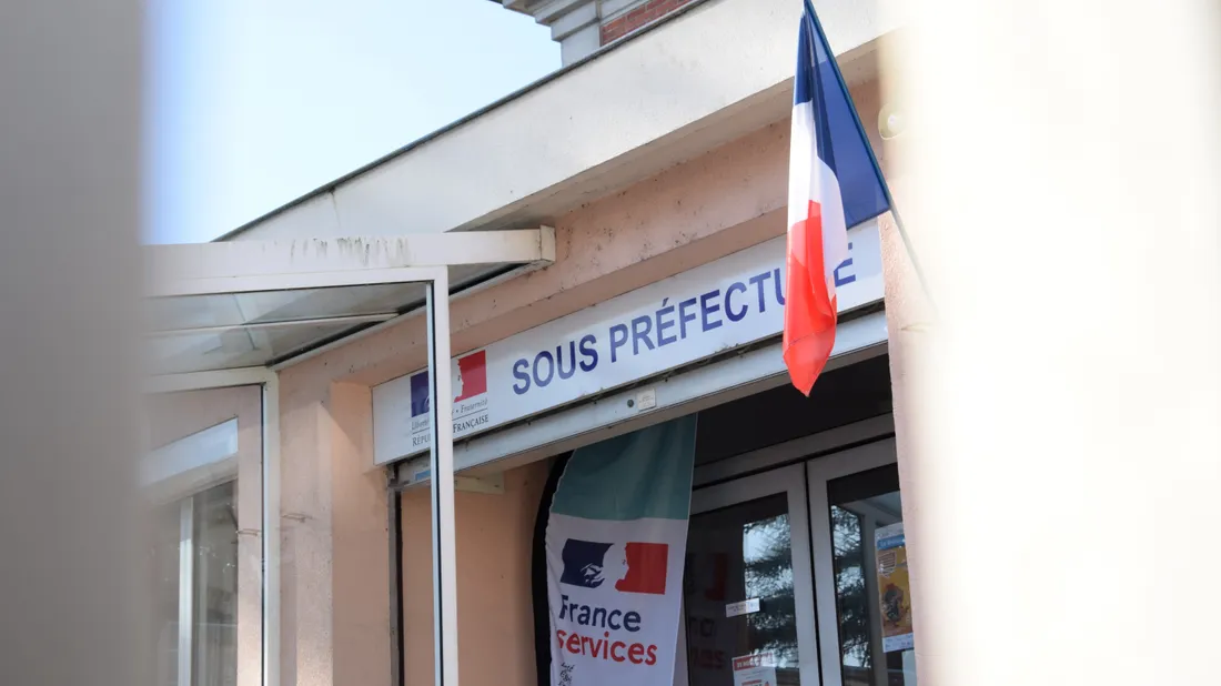 sous préfecture chateaudun plan serré