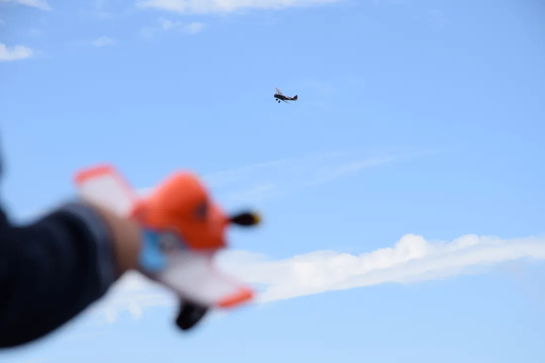 MEETING AERIEN JOUET