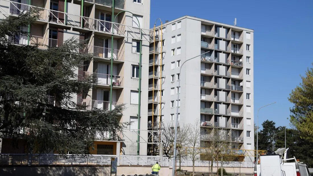 QUATRE TOURS mainvilliers HLM