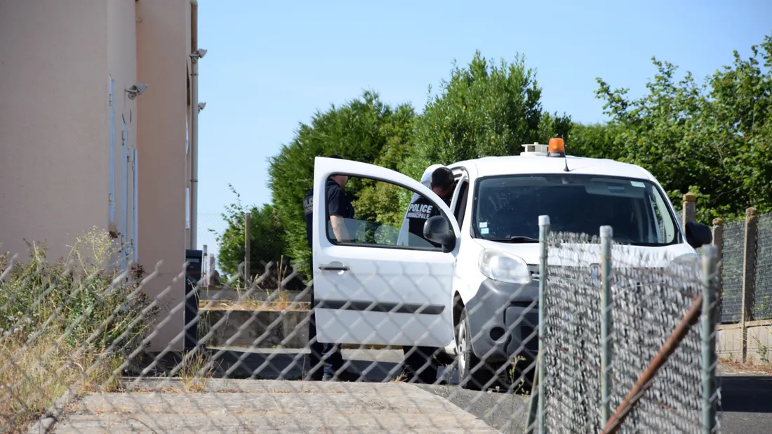 police municipale chateaudun grillage