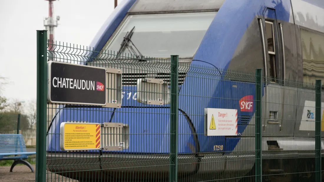 Train, TER, Gare Châteaudun