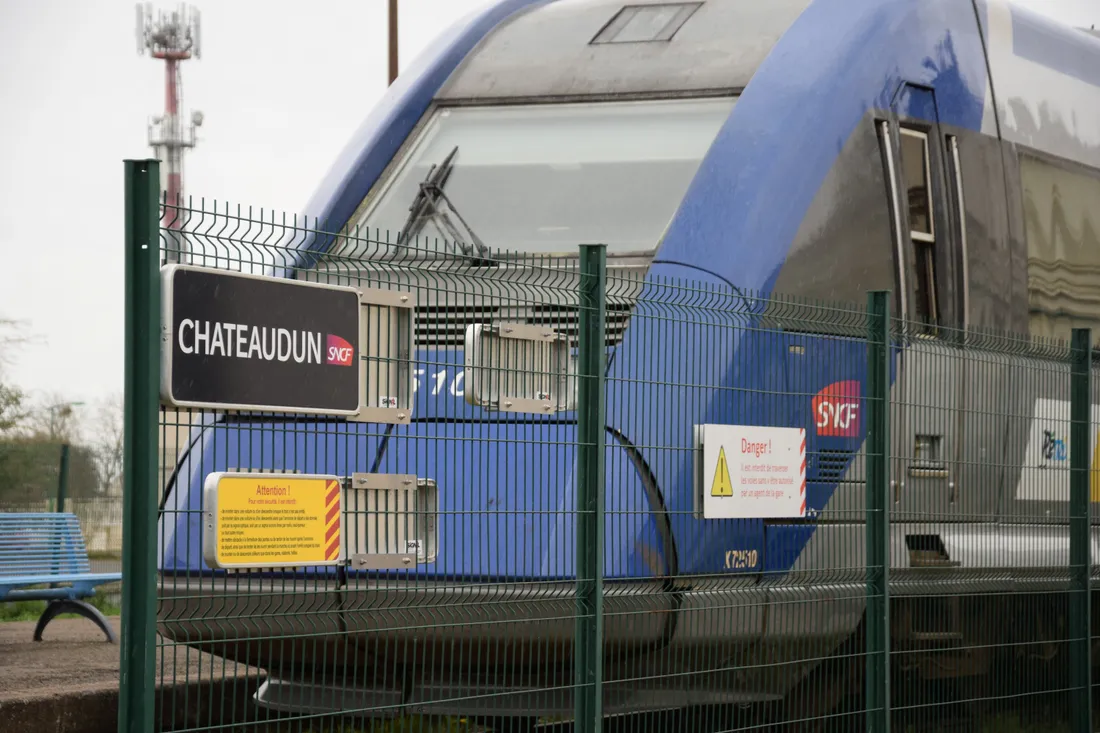 Train, TER, Gare Châteaudun