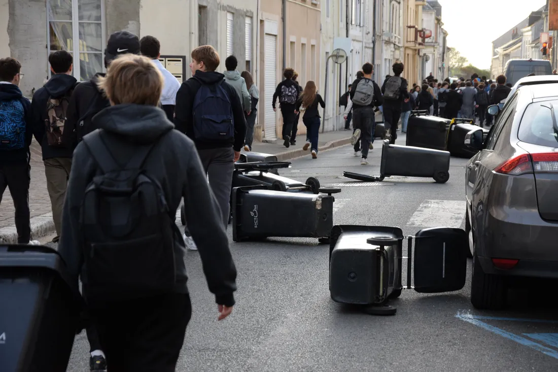 lycéens poubelles