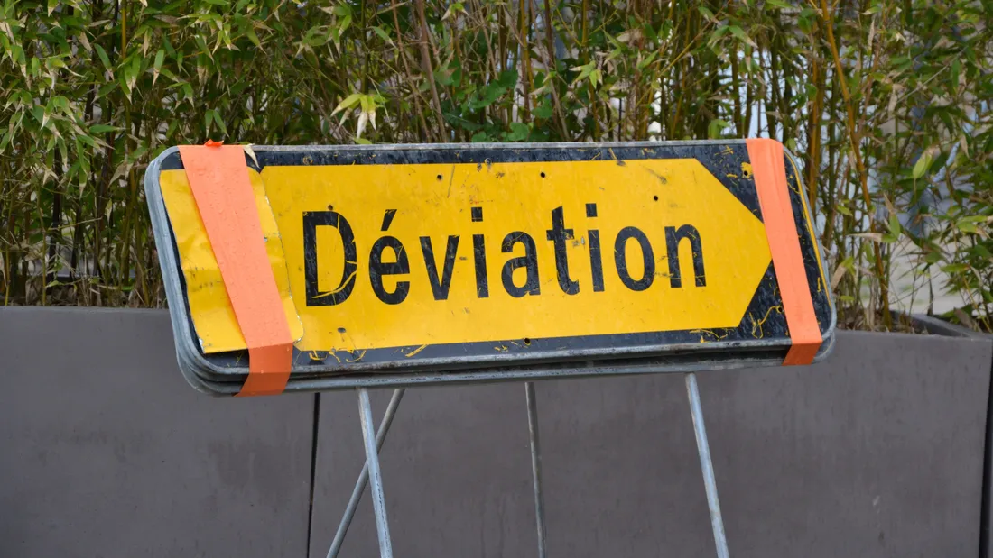 Déviation panneau