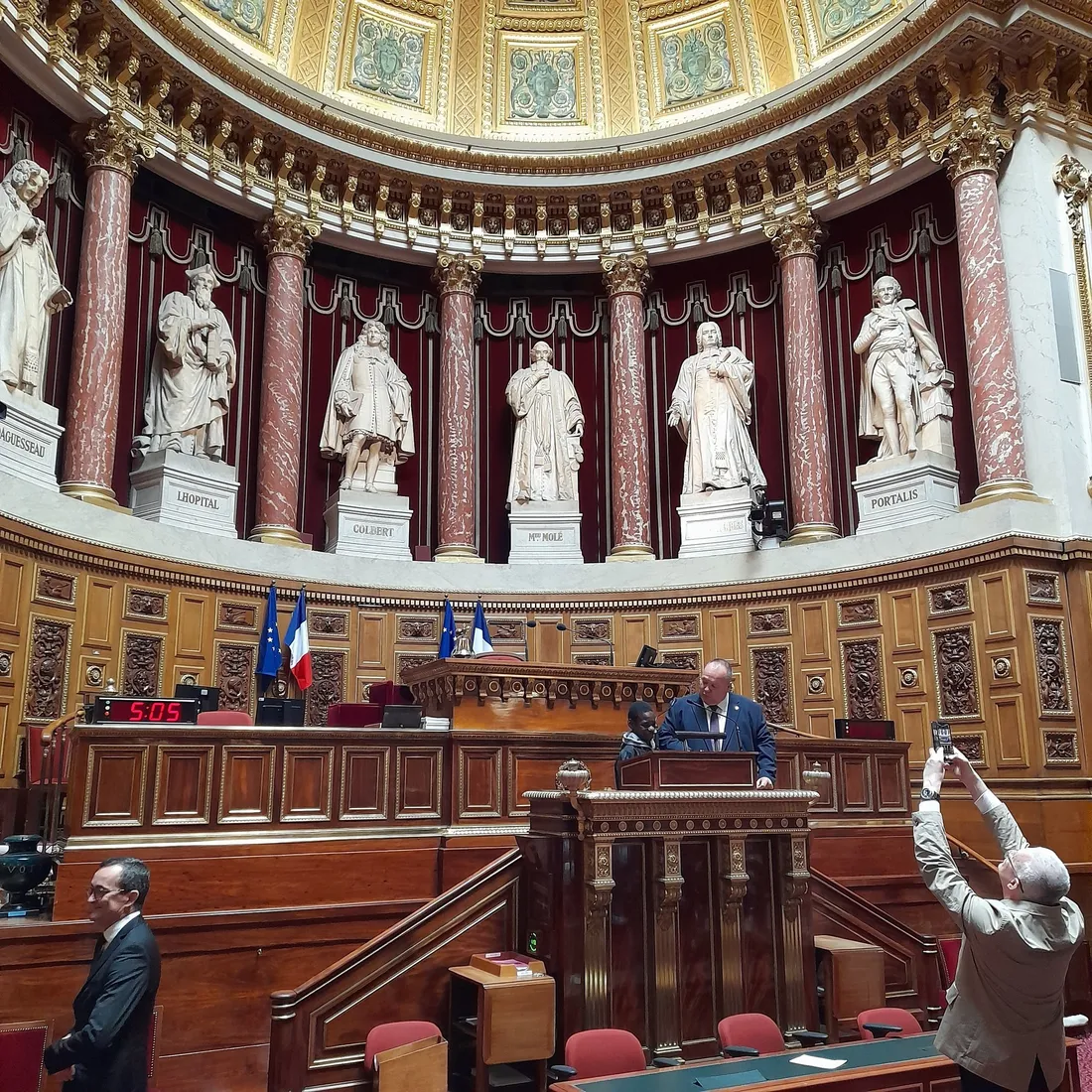 jeunes mainvillois en visite au Sénat