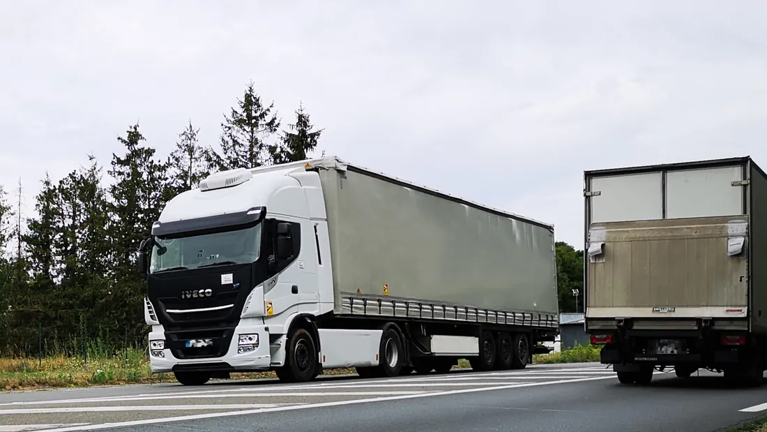 poids lourd N10 camions