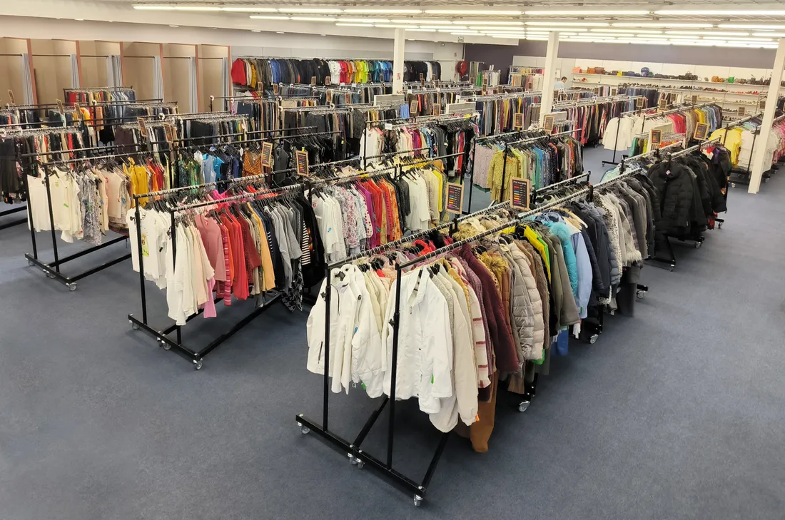 relais ding fring luisant