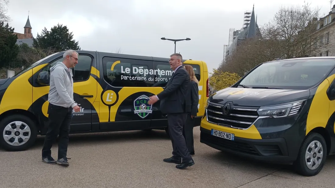 remise clés véhicules / CD 28