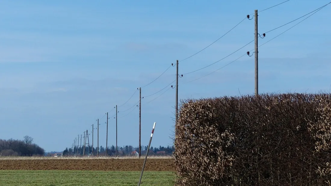 lignes aériennes Moyenne Tension 