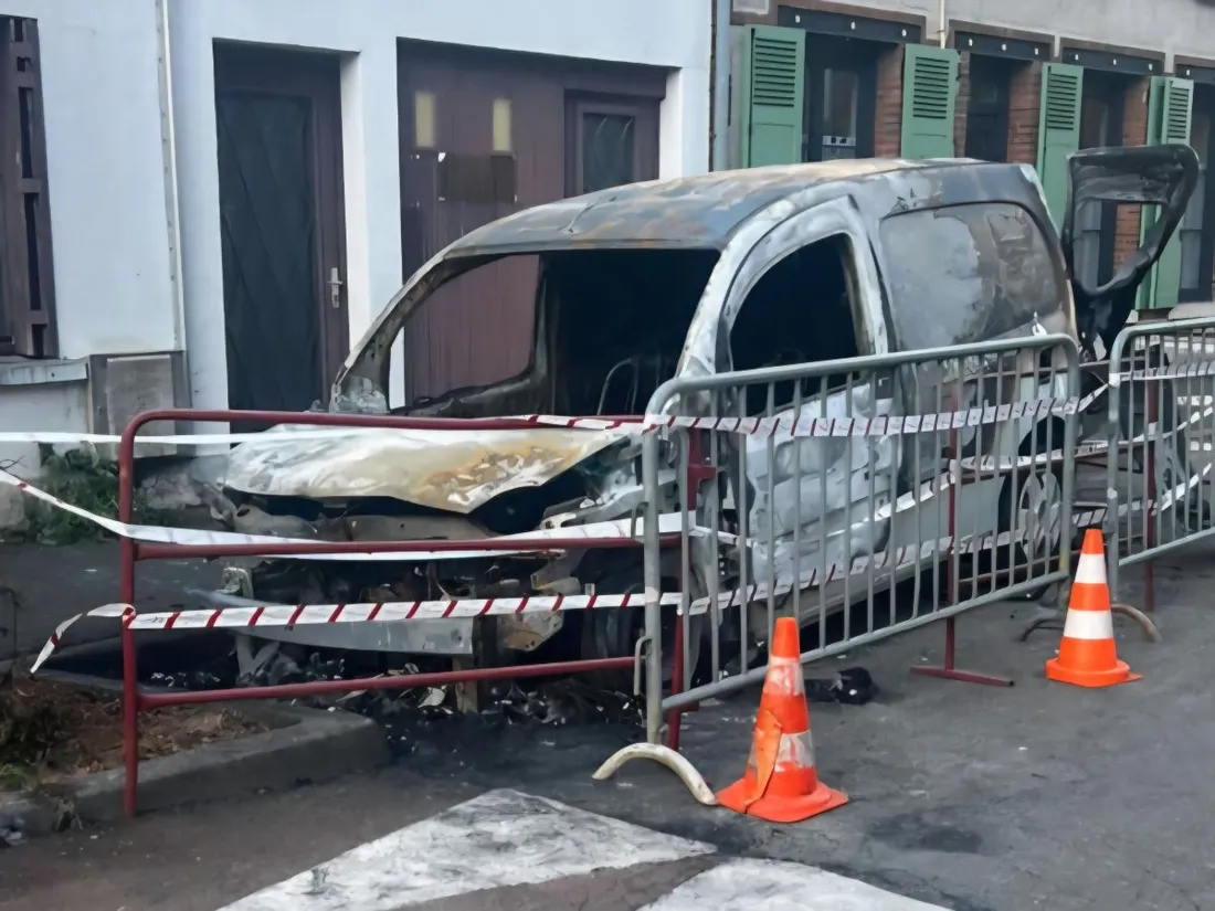 Véhicule Incendié Brou