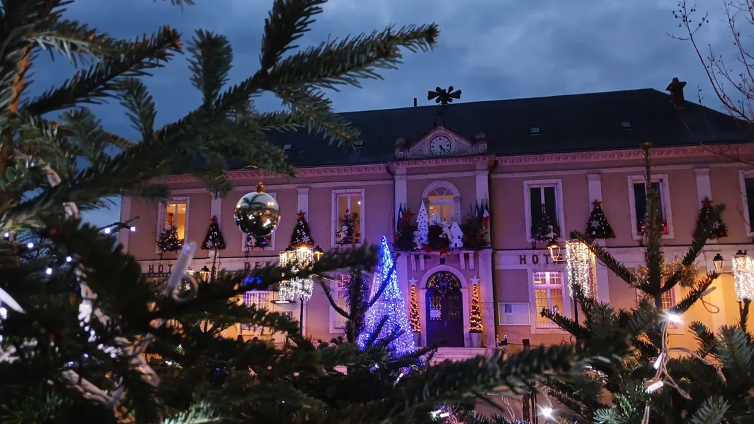 Cloyes déco fêtes Noël