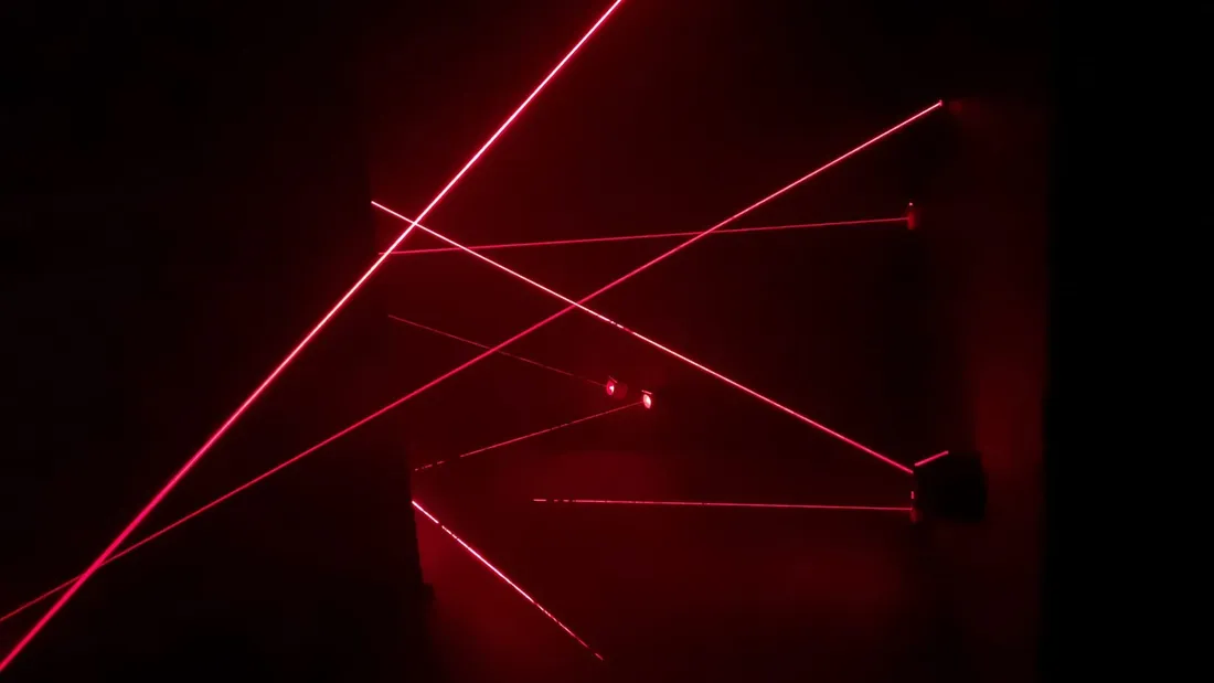 laser sensas luisant