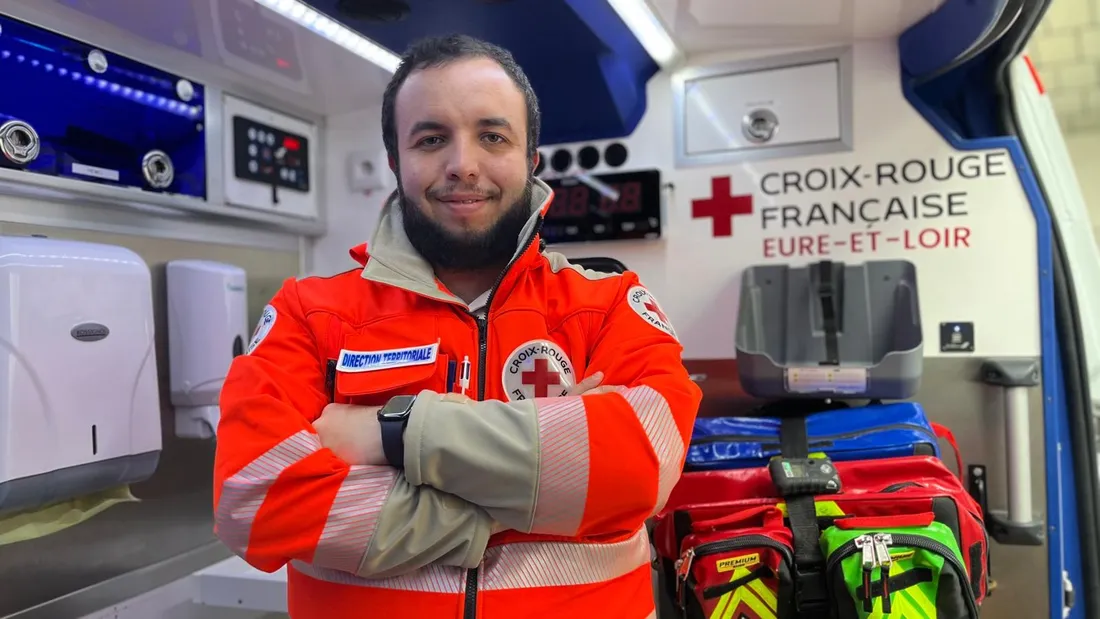Clément Chauveau, bénévole à la Croix-Rouge d'Eure-et-Loir