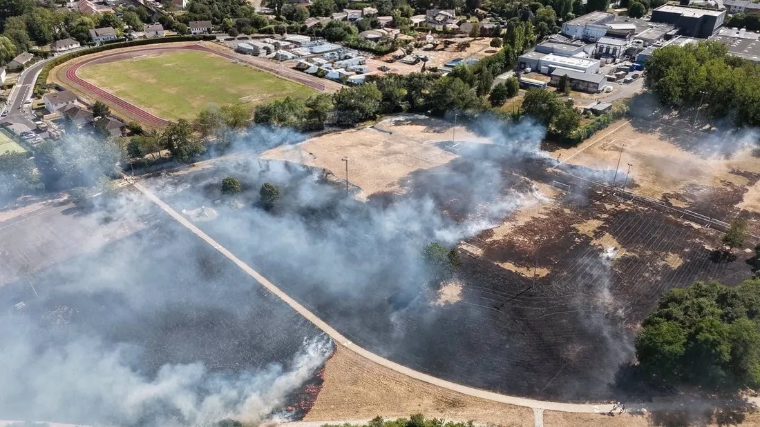 feu saint remy sur avre 1