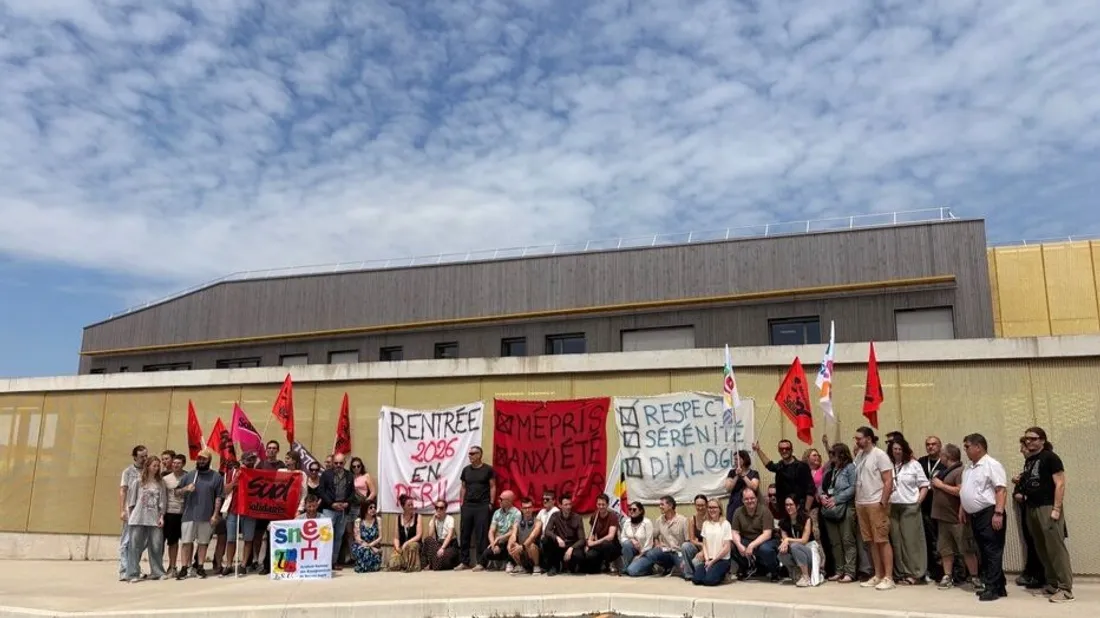 manifestation profs lycée baker hanches