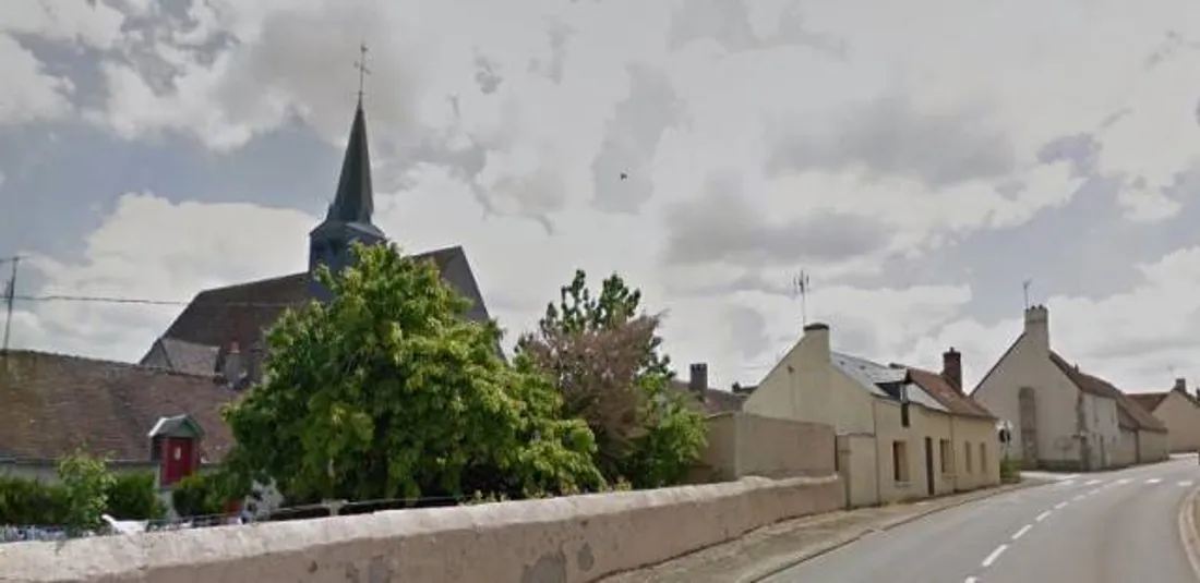 Charray (Cloyes-les-Trois-Rivières)