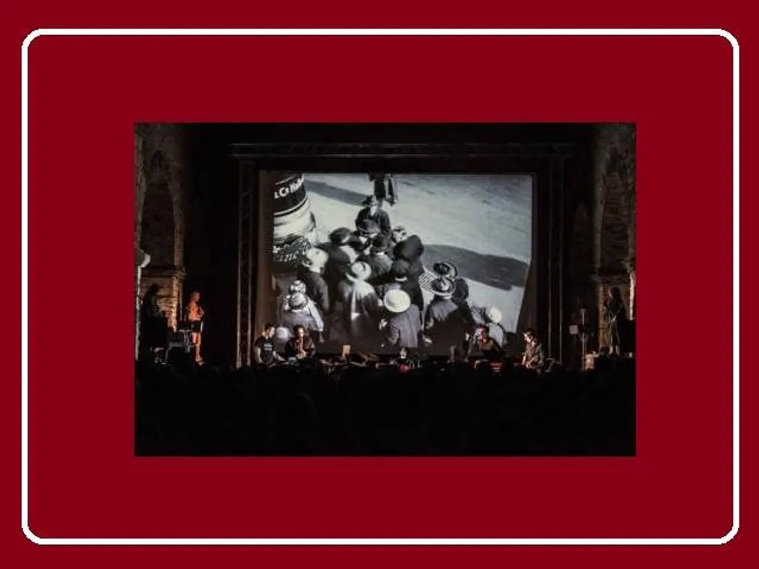 BLOIS (41) - Chato'do : Zenzile