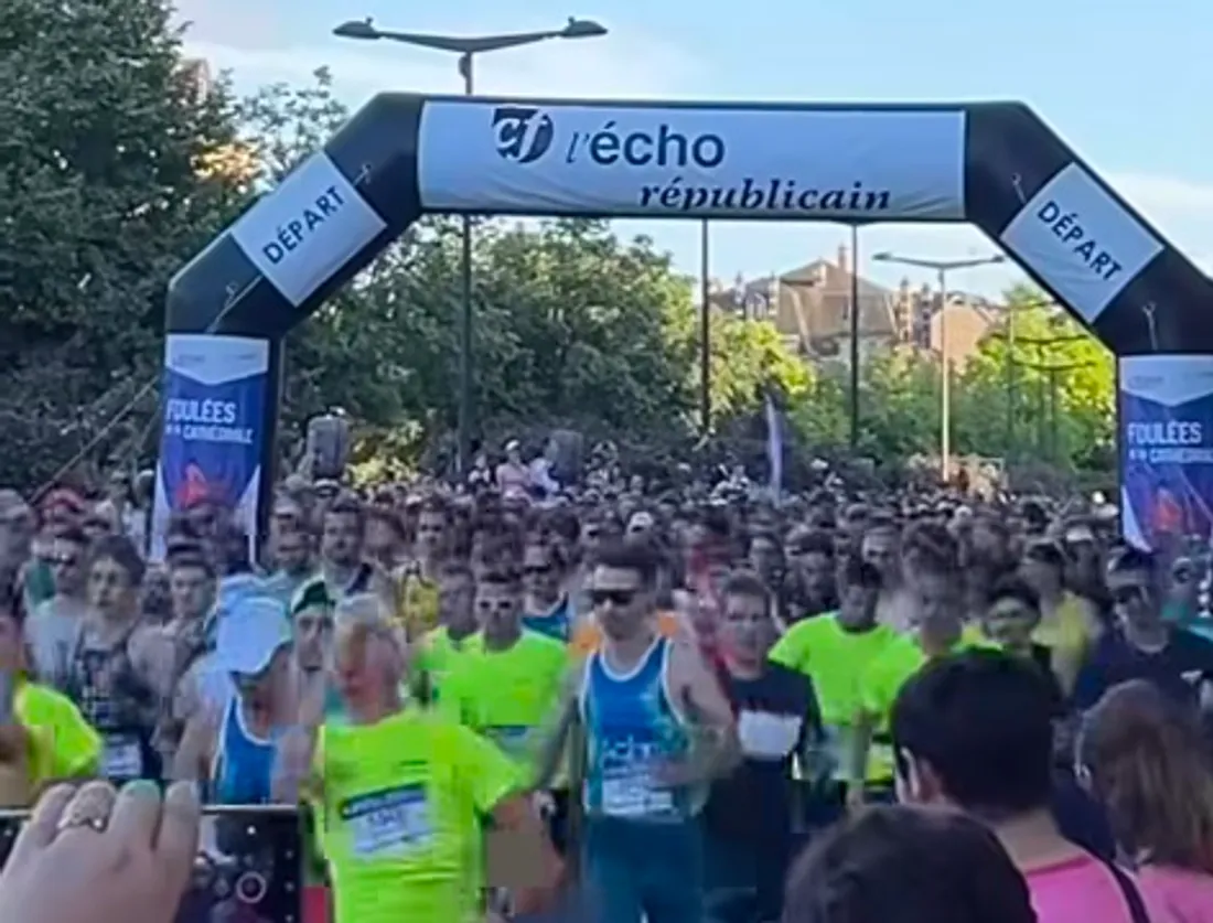 Départ des Foulées de la Cathédrale