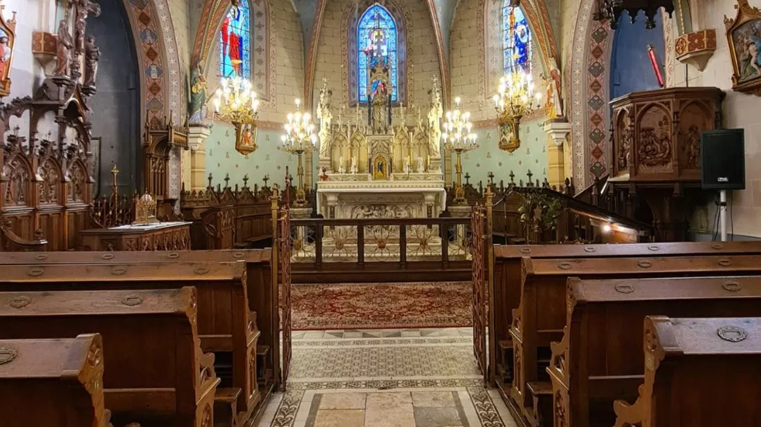 église dancy intérieur