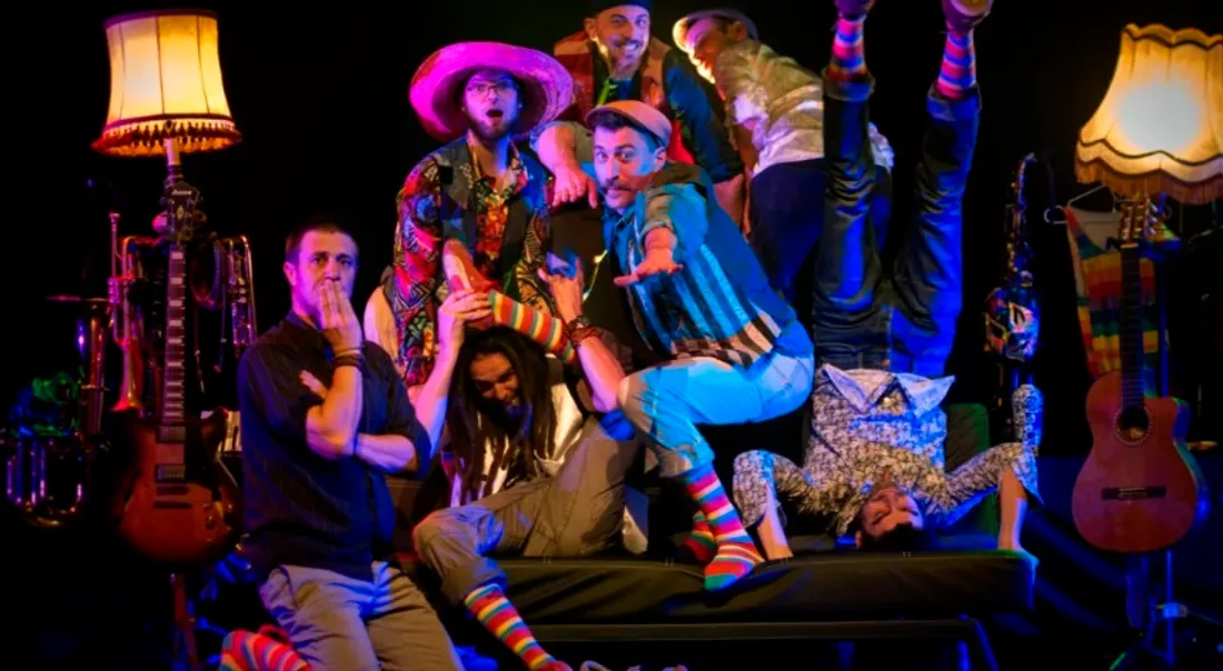 ÉTAMPES (91) - Chanson : Les P'tits fils de Jeanine