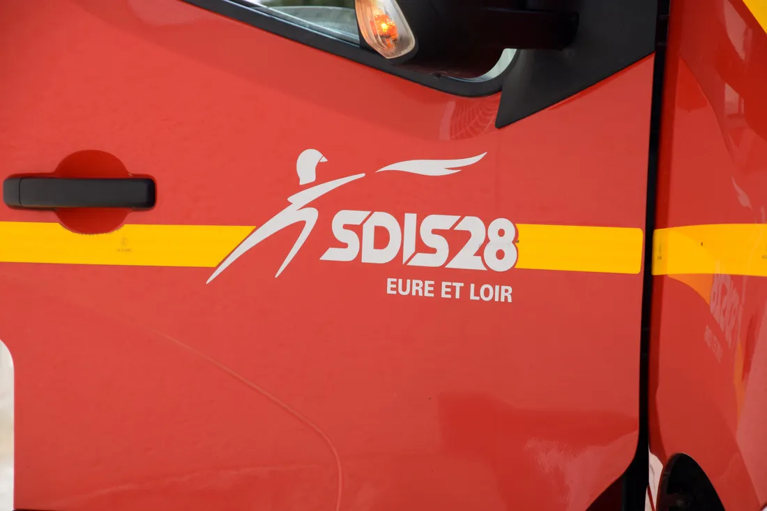 Sapeurs-pompiers, SDIS28, Incendie, Feu, Véhicule popmpier