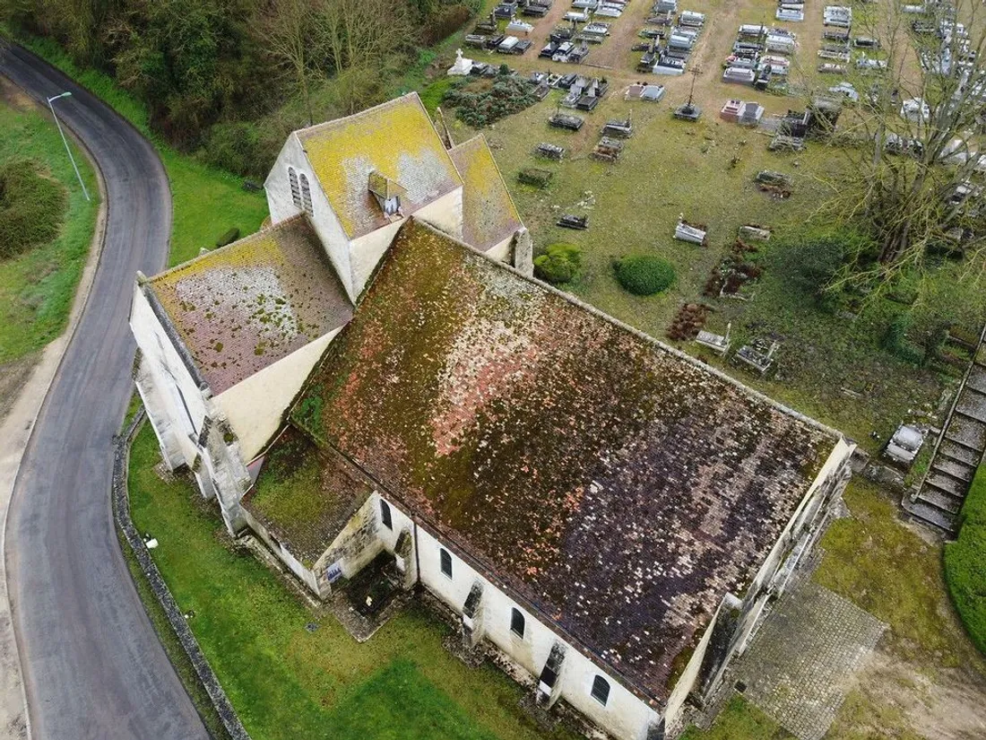 eglise saint rémy auneau toiture vue drone