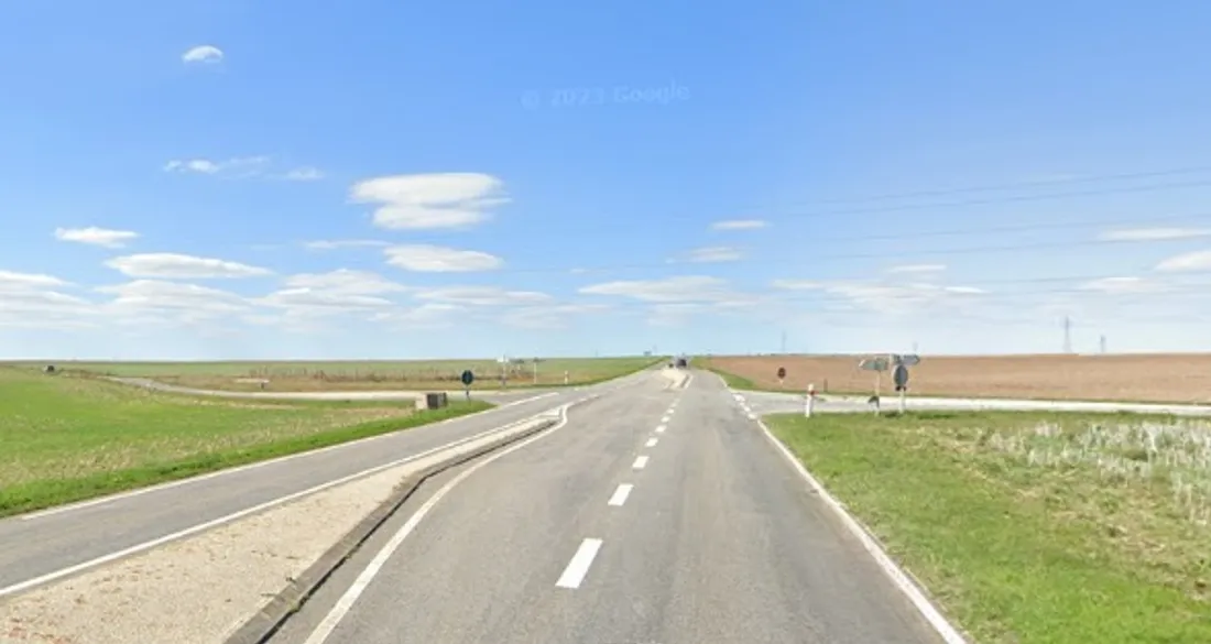 Morancez angle D29 / D114