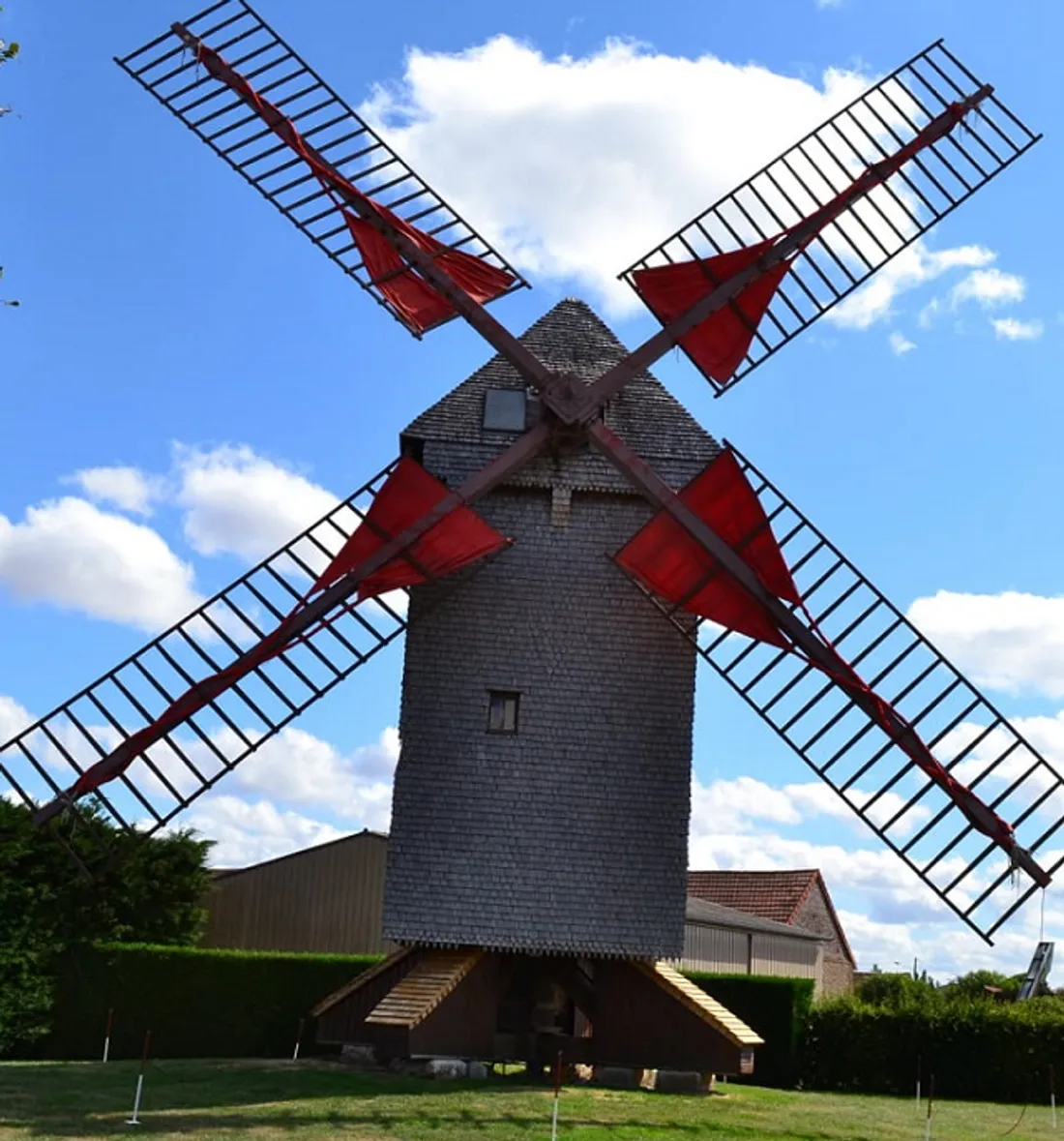 BOUVILLE – Visite du moulin Pelard à Bois-de-Feugères