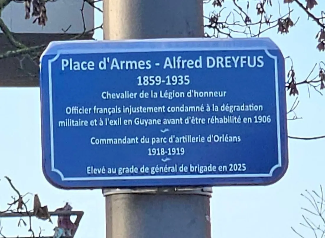 ORLÉANS – Une place rebaptisée au nom d'Alfred Dreyfus