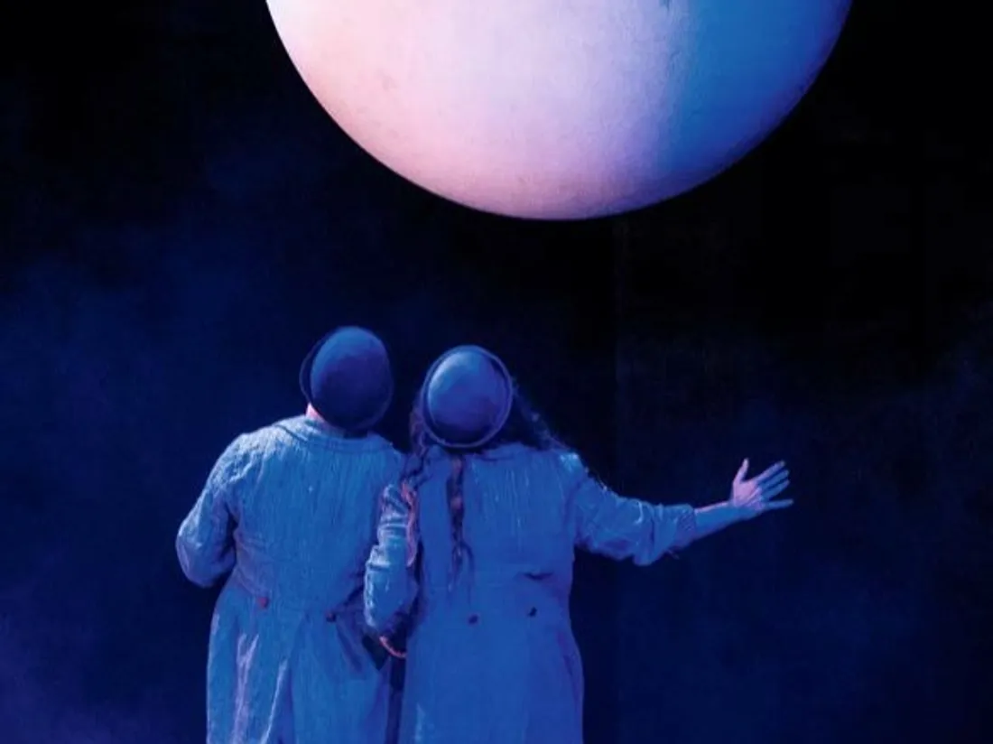 RAMBOUILLET (78) - Cirque : Fly me to the moon