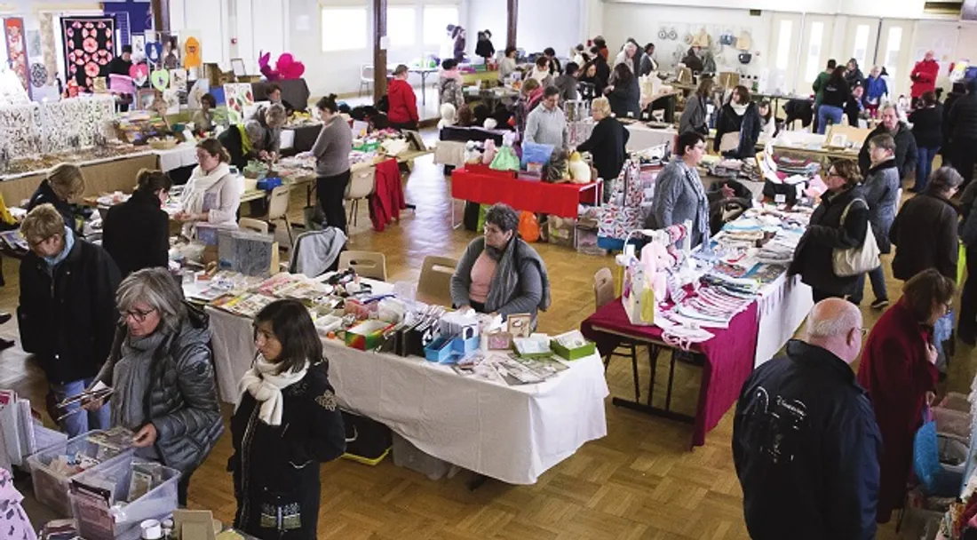 SARAN (45) - Bourse des loisirs créatifs et des couturières