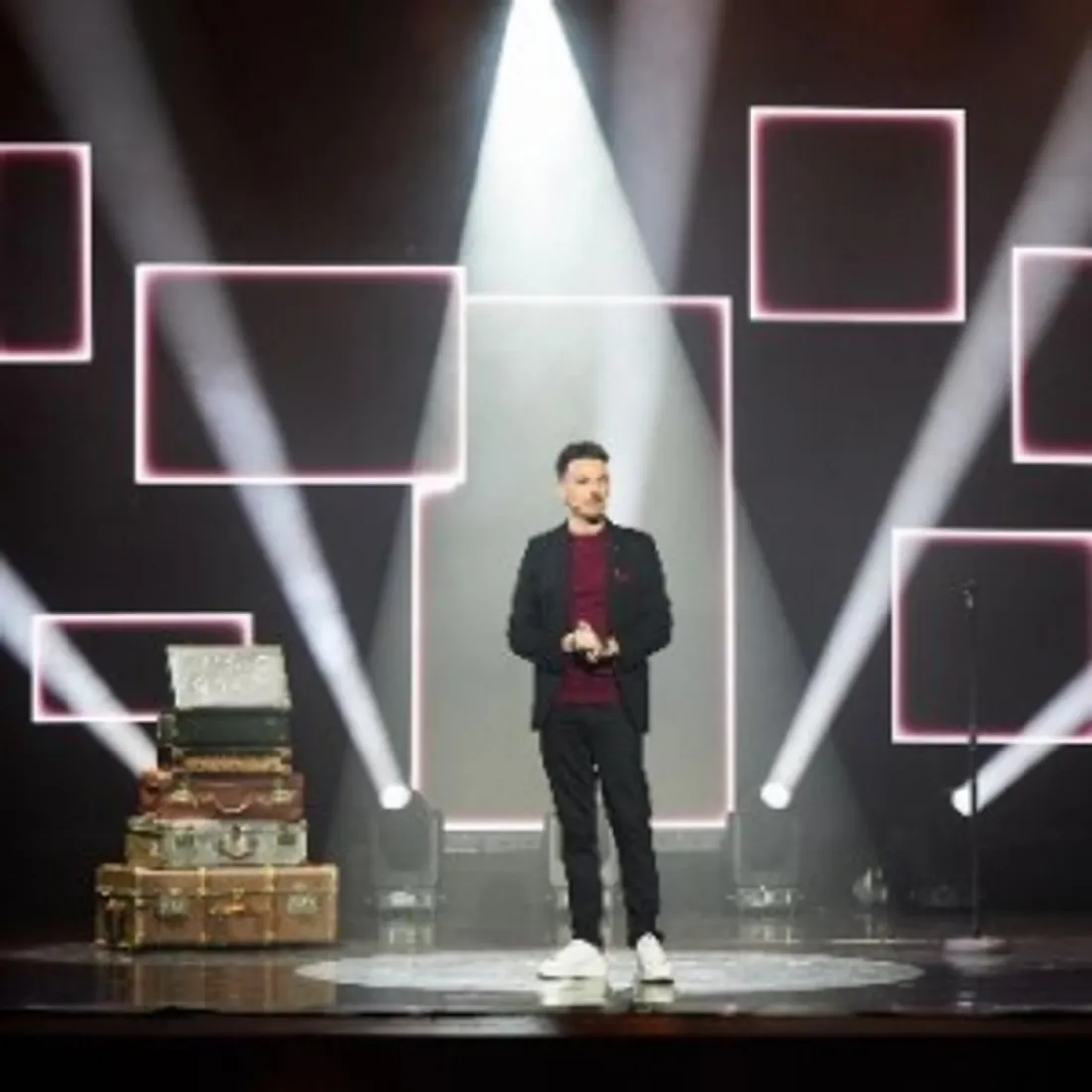 CHARTRES - Théâtre d'Illusion : Léo Brière  « Existences »