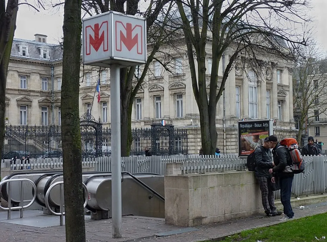 Lille station république