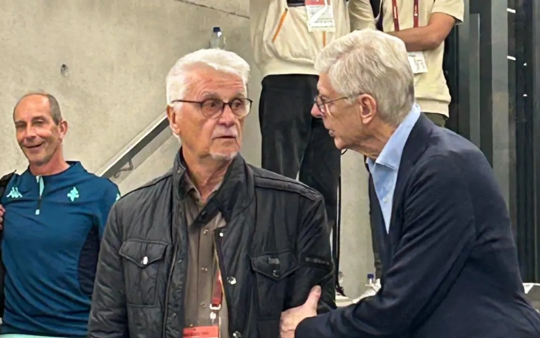 Aimé Jaquet (à gauche) et Arsène Wenger (à droite). 