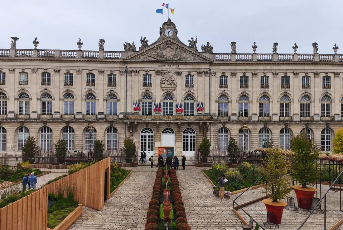 Le jardin éphémère sur la place Stanislas à Nancy. 