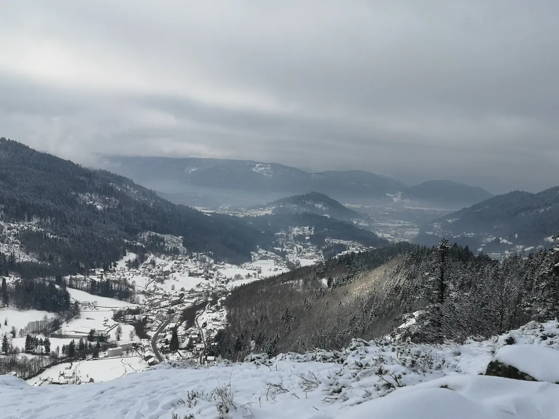 Il reste de la neige sur les pistes