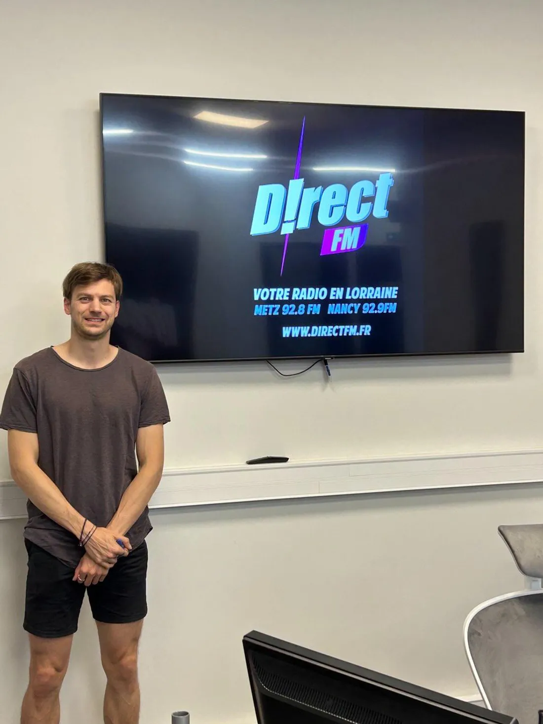 Christophe Lemaître dans les studios de D!RECT FM. 