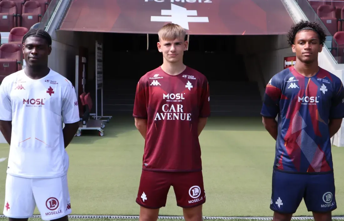 Les trois nouveaux maillots pour la saison 2022-2023 / Joscelyn Lapart