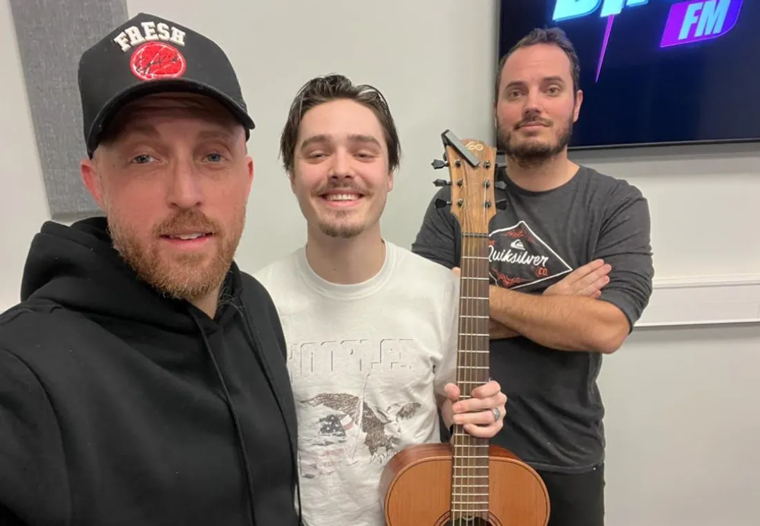 Thomas Larose, de passage dans les studios de D!RECT FM.