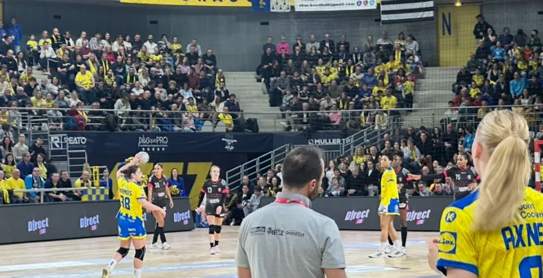 Les Arènes de Metz lors du match entre le Metz Handball et Brest. 