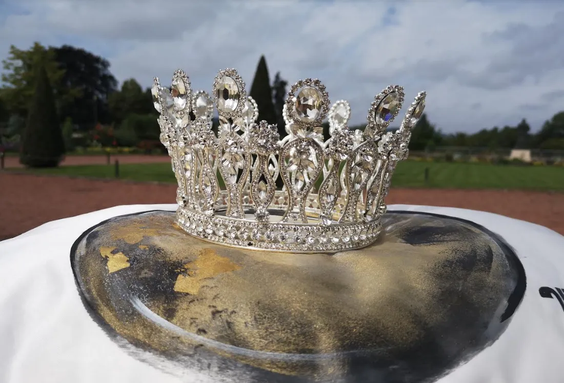 La couronne de la Reine de la Mirabelle