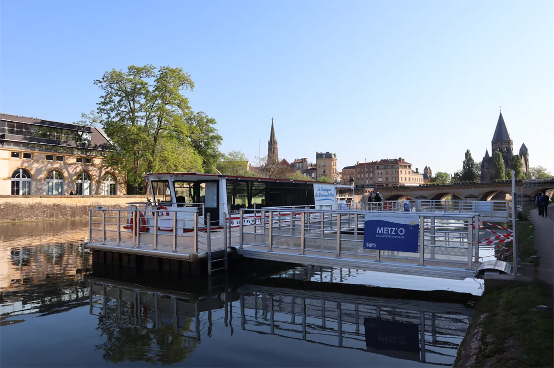 Quai des régates Metz / Joscelyn Lapart 